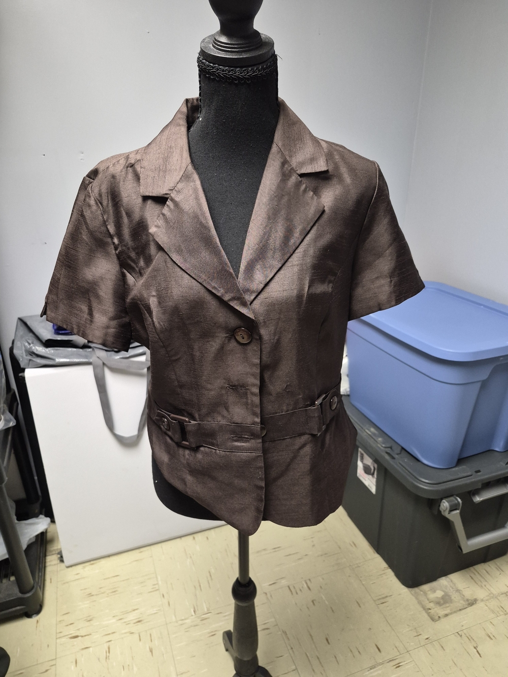 Women's Short-Sleeve Brown Tailored Blazer